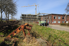 900159 Gezicht op het terrein van de voormalige Bovenbouwwerkplaats van N.S. (2e Daalsedijk 14) te Utrecht, tijdens de ...